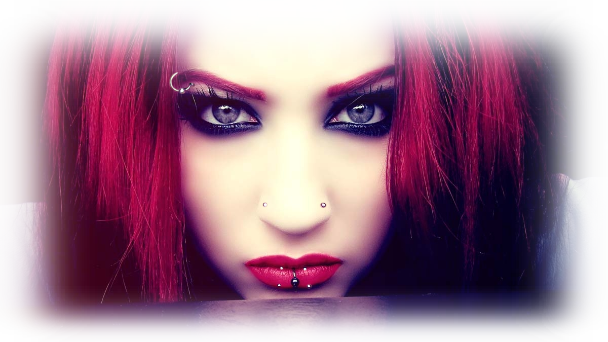 Facial_Piercing_4b